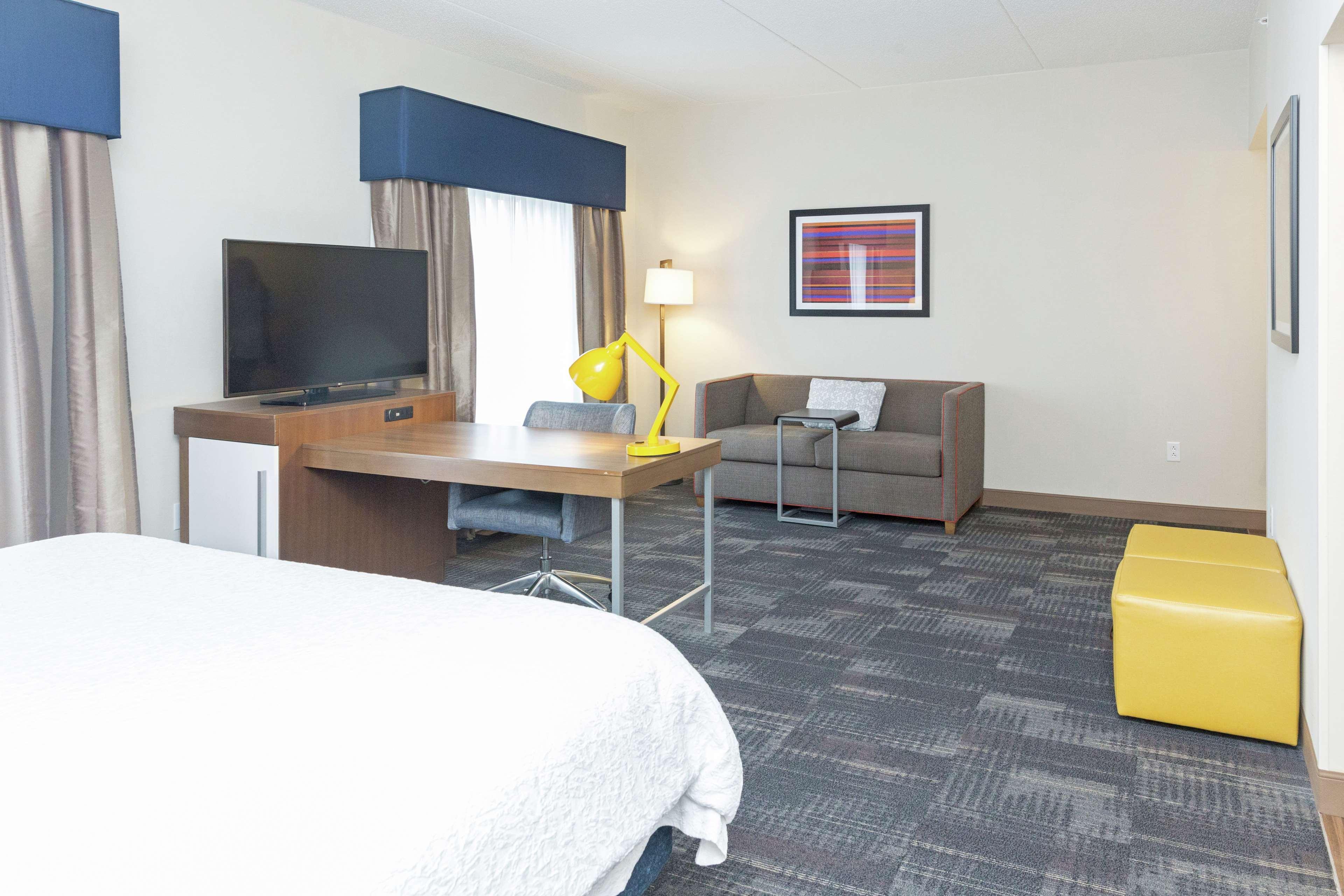 Hampton Inn & Suites Morgantown / University Town Centre Luaran gambar