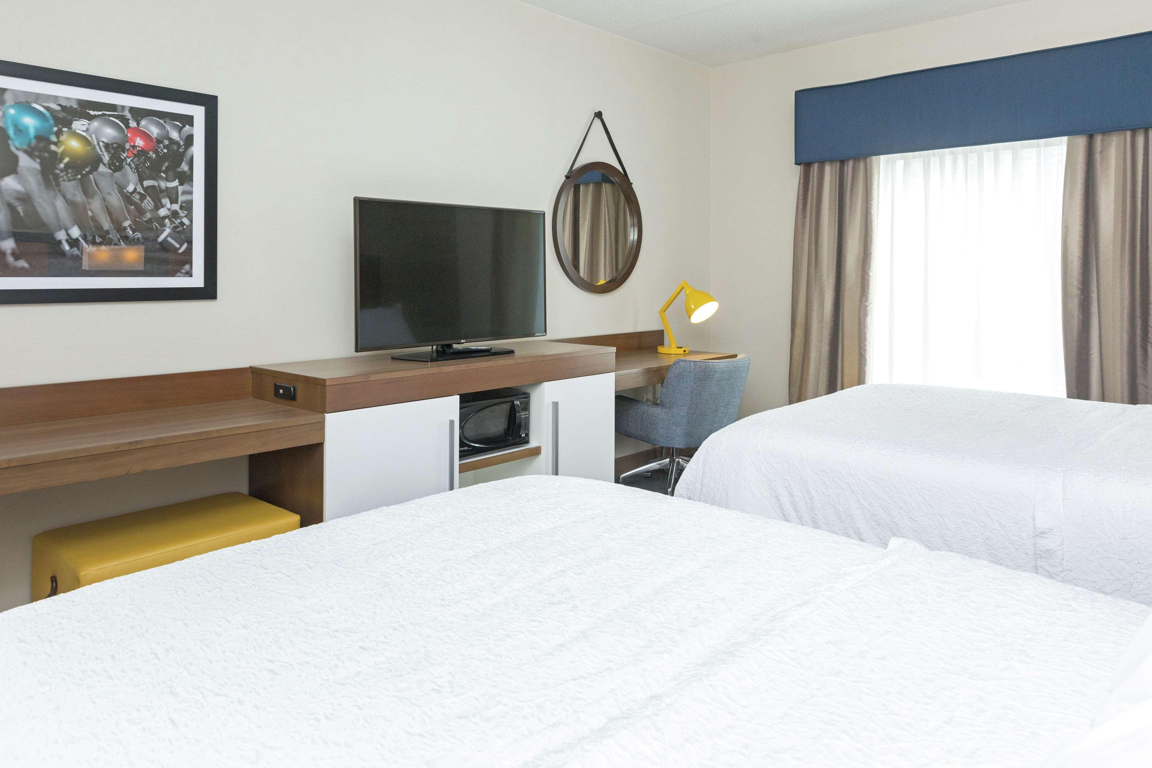 Hampton Inn & Suites Morgantown / University Town Centre Luaran gambar
