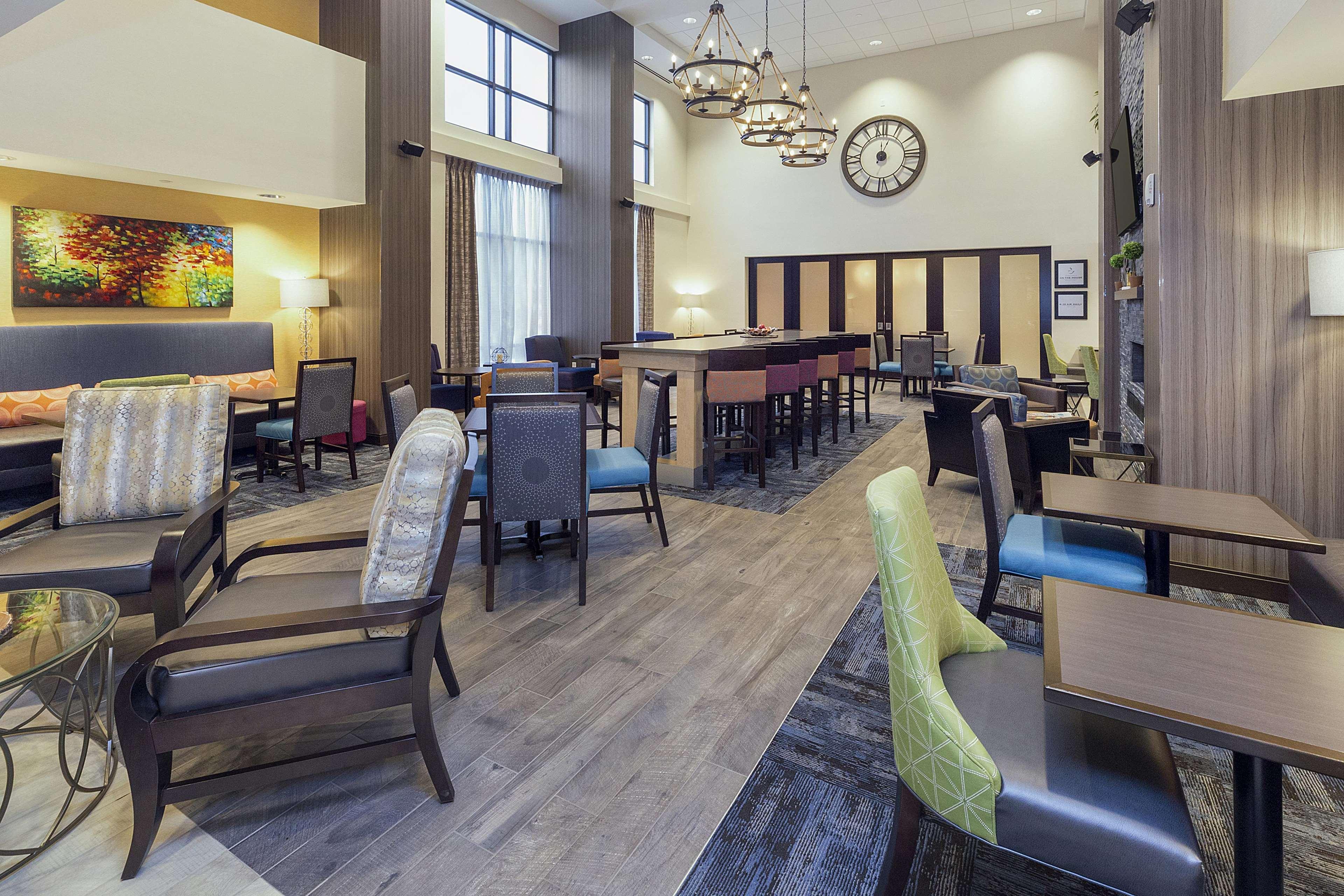 Hampton Inn & Suites Morgantown / University Town Centre Luaran gambar