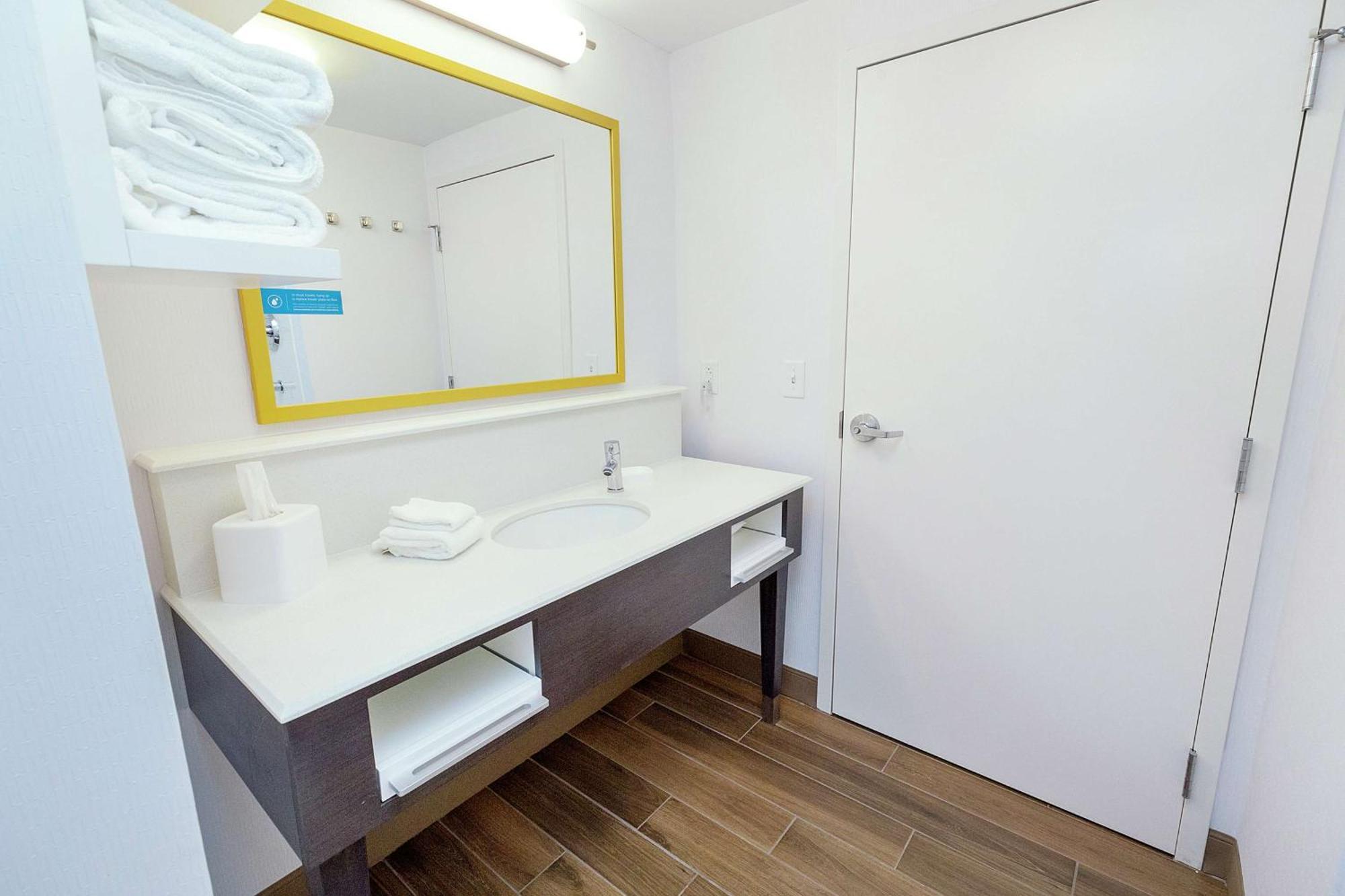 Hampton Inn & Suites Morgantown / University Town Centre Luaran gambar
